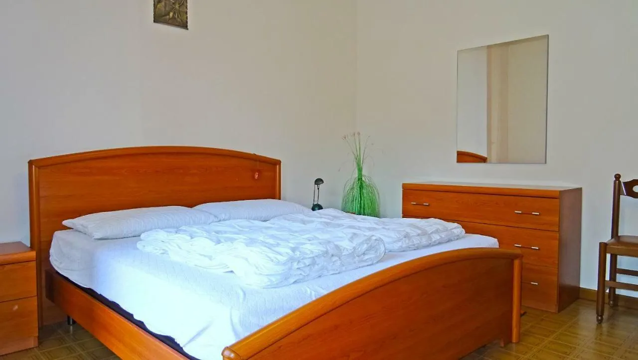 Casa Piccini Garden By Gardadomusmea Villa Pieve  0*, Pieve (Lombardy) Italy