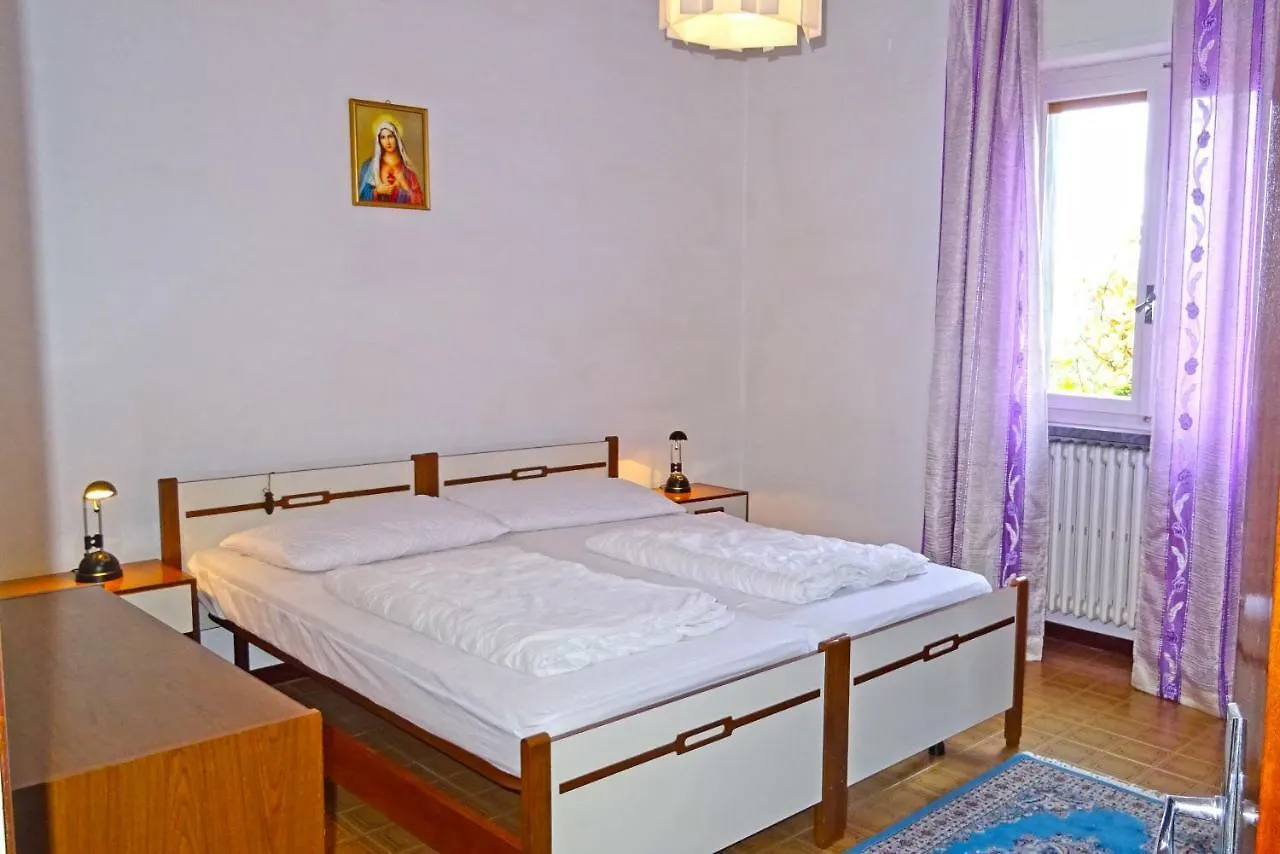Holiday home Casa Piccini Garden By Gardadomusmea Villa Pieve  Italy