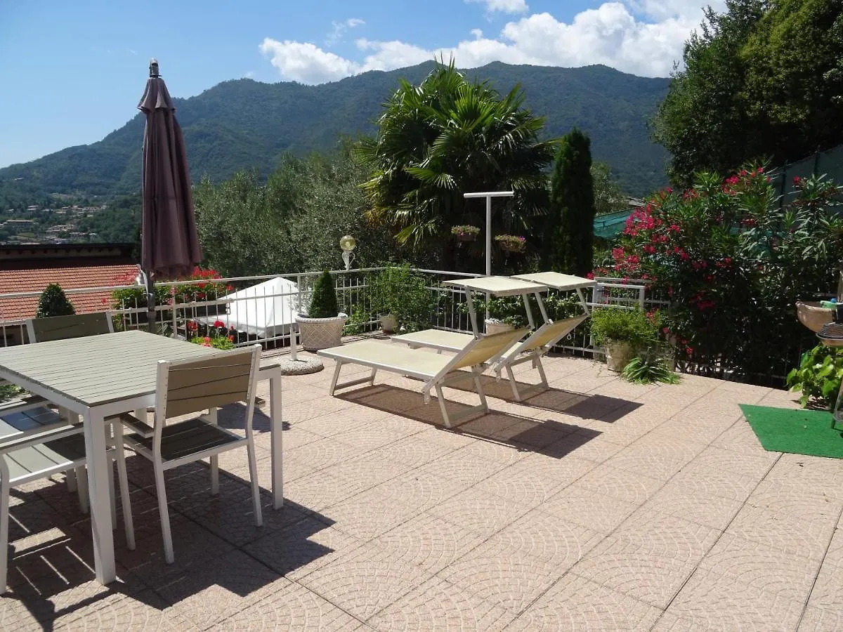 Holiday home Casa Piccini Garden By Gardadomusmea Villa Pieve