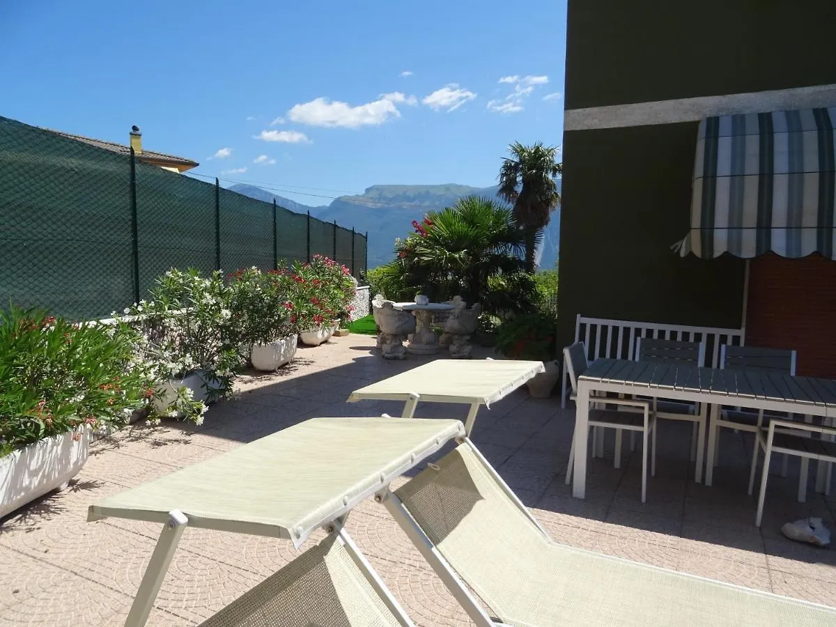 Holiday home Casa Piccini Garden By Gardadomusmea Villa Pieve